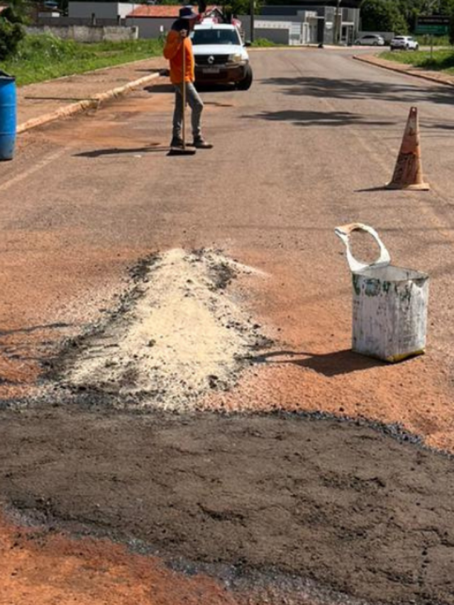 Secretaria Municipal de Obras inicia recuperação de ruas e avenidas em São Félix do Araguaia