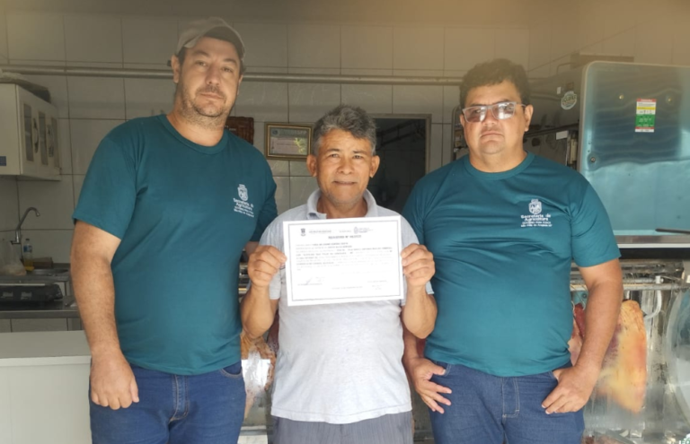 Secretaria Municipal de Agricultura de São Félix do Araguaia realiza entrega do selo SIM