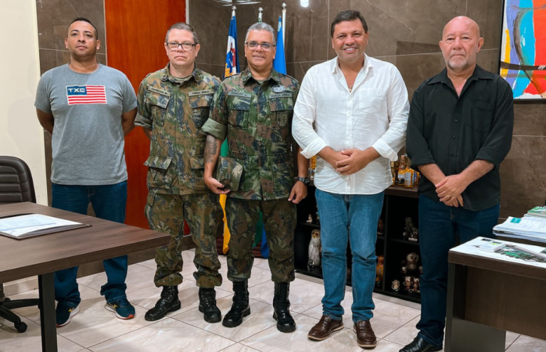 Prefeito de São Félix do Araguaia recebe visita de representantes da Aeronáutica para fortalecer parcerias e ações educativas