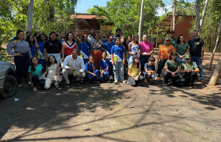 Semma de São Félix do Araguaia realiza ação de reflorestamento no Bosque Municipal Safira Vanessa