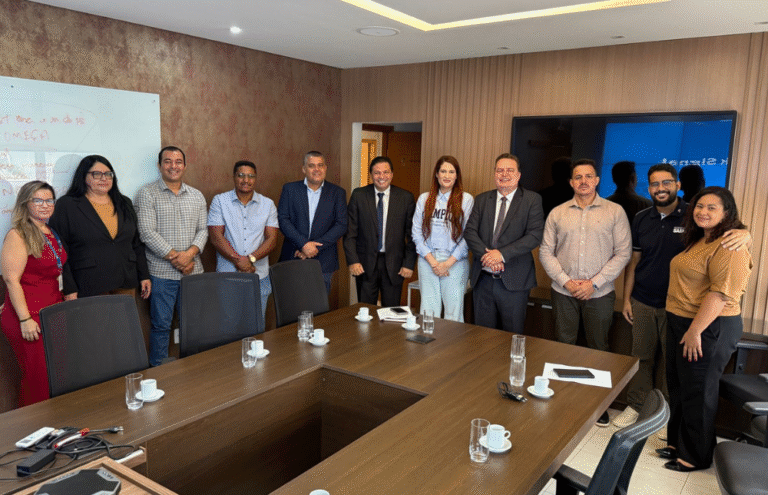 Prefeitura de São Félix do Araguaia articula investimentos para a educação em agenda oficial em Cuiabá